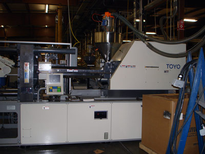 2000 Toyo Si-300 Used Injection Molding Machine